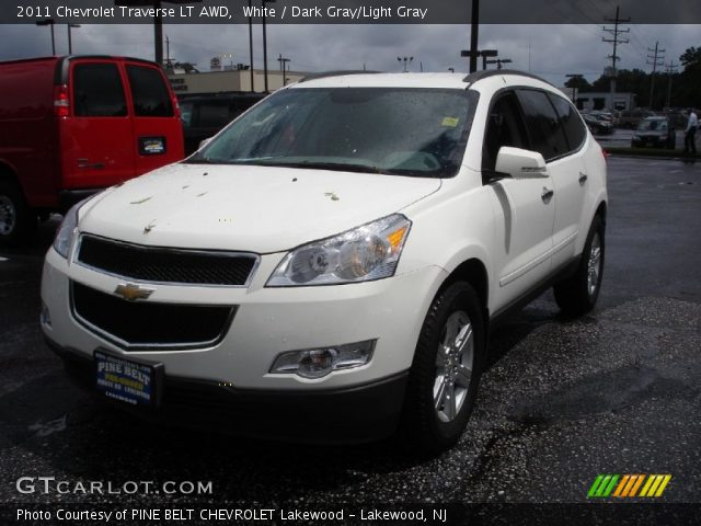 2011 Chevrolet Traverse LT AWD in White