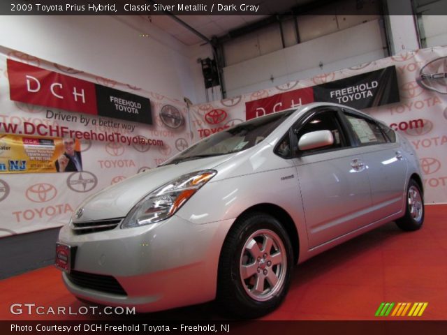 2009 Toyota Prius Hybrid in Classic Silver Metallic