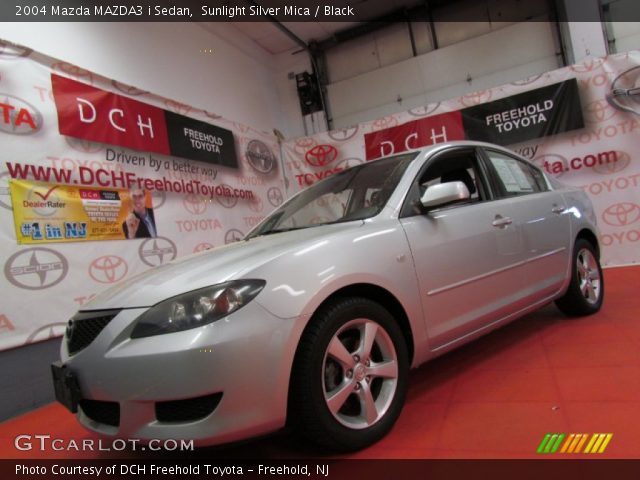 2004 Mazda MAZDA3 i Sedan in Sunlight Silver Mica