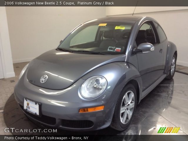 2006 Volkswagen New Beetle 2.5 Coupe in Platinum Grey