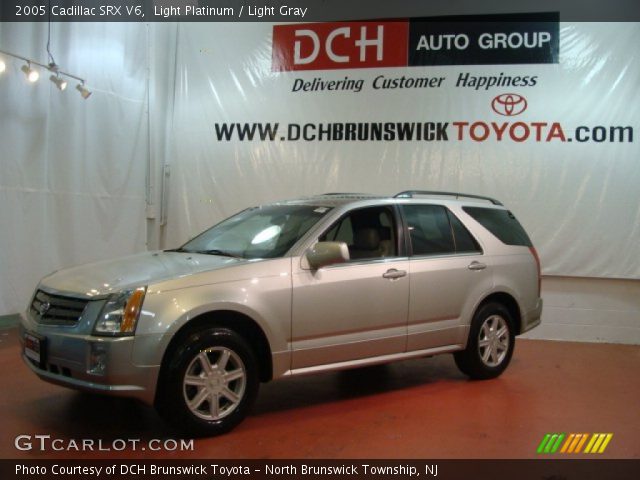 2005 Cadillac SRX V6 in Light Platinum