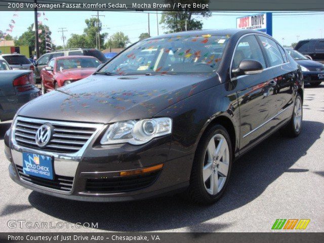 2008 Volkswagen Passat Komfort Sedan in Mocha Brown