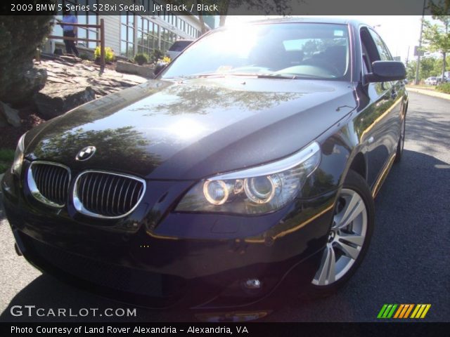 2009 BMW 5 Series 528xi Sedan in Jet Black