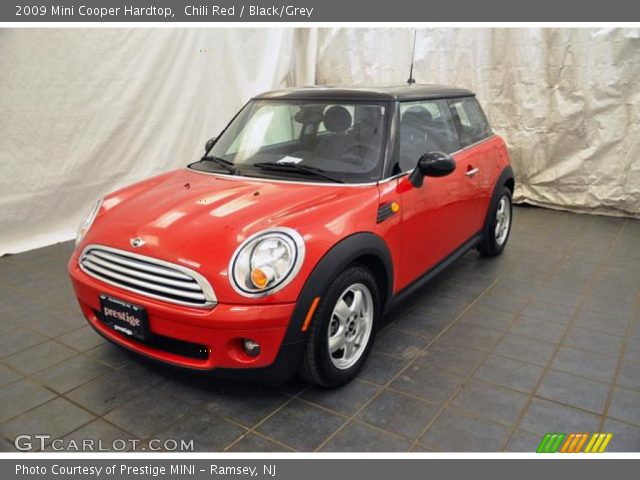 2009 Mini Cooper Hardtop in Chili Red