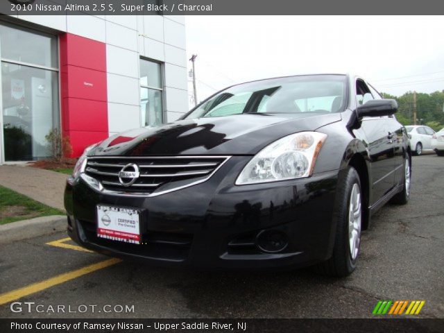 2010 Nissan Altima 2.5 S in Super Black