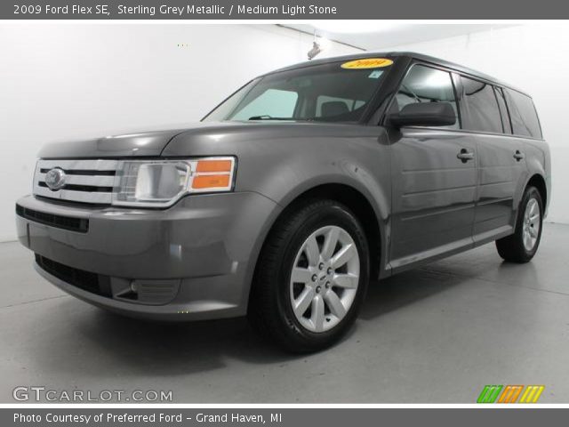 2009 Ford Flex SE in Sterling Grey Metallic