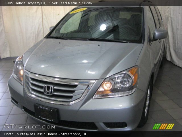 2009 Honda Odyssey EX in Silver Pearl Metallic