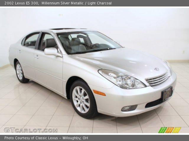 2002 Lexus ES 300 in Millennium Silver Metallic