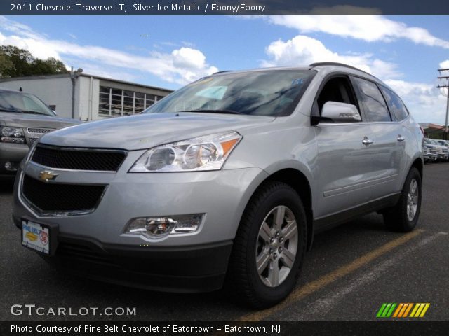 2011 Chevrolet Traverse LT in Silver Ice Metallic