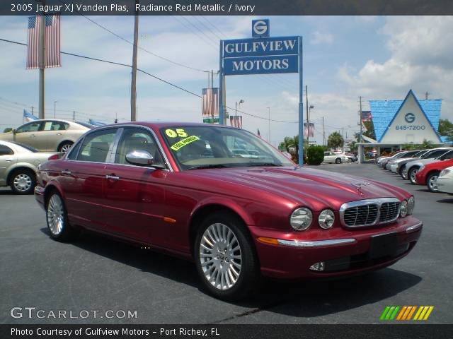 2005 Jaguar XJ Vanden Plas in Radiance Red Metallic