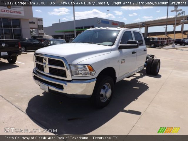 2012 Dodge Ram 3500 HD ST Crew Cab 4x4 Dually Chassis in Bright White