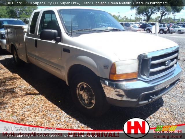 2001 Ford F250 Super Duty XLT Super Crew in Dark Highland Green Metallic