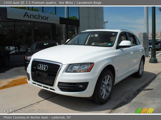 2009 Audi Q5 3.2 Premium quattro in Ibis White