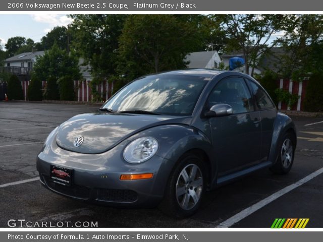 2006 Volkswagen New Beetle 2.5 Coupe in Platinum Grey