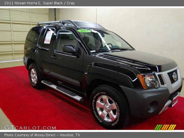 2011 Nissan Xterra S in Super Black
