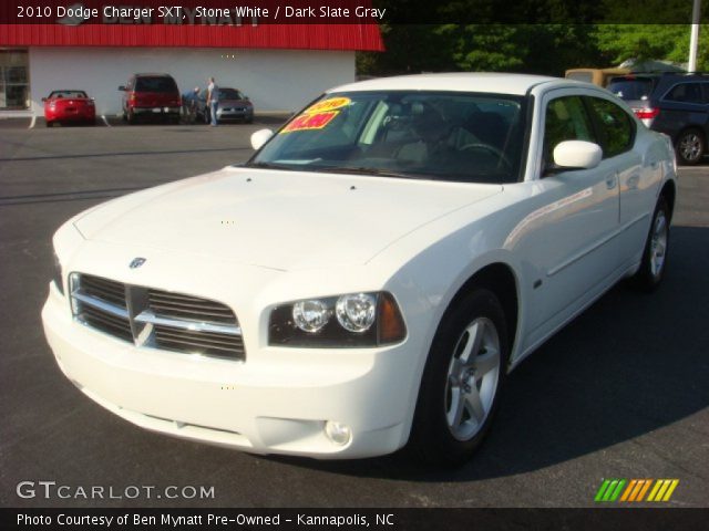 2010 Dodge Charger SXT in Stone White