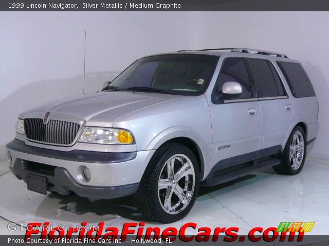 1999 Lincoln Navigator  in Silver Metallic