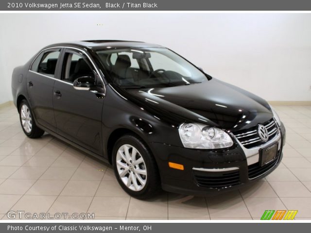 2010 Volkswagen Jetta SE Sedan in Black