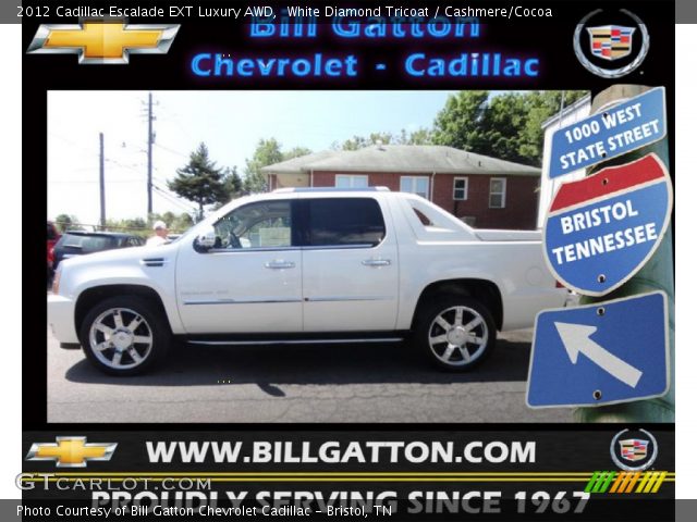2012 Cadillac Escalade EXT Luxury AWD in White Diamond Tricoat