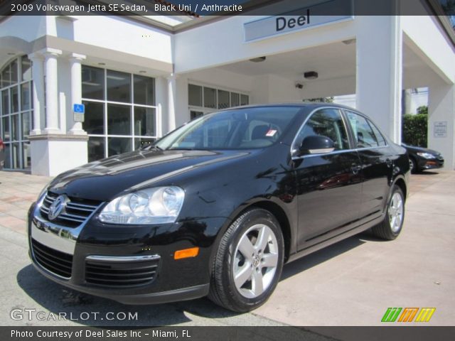 2009 Volkswagen Jetta SE Sedan in Black Uni