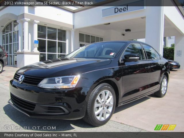 2012 Volkswagen Jetta SE Sedan in Black