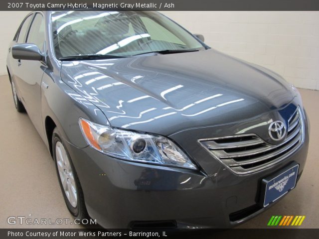 2007 Toyota Camry Hybrid in Magnetic Gray Metallic
