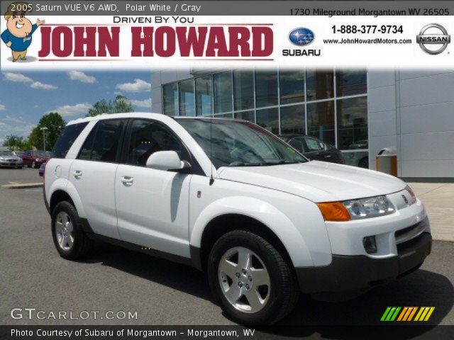 2005 Saturn VUE V6 AWD in Polar White