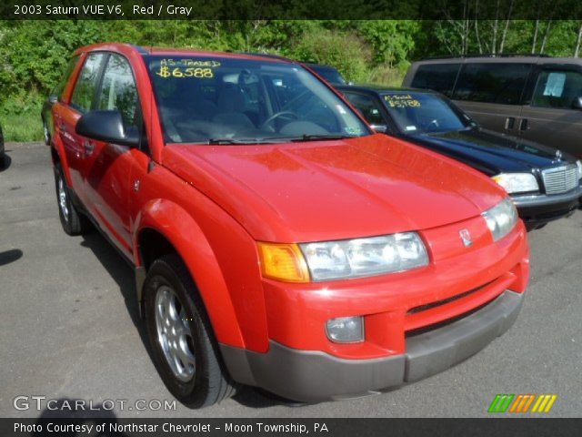 2003 Saturn VUE V6 in Red