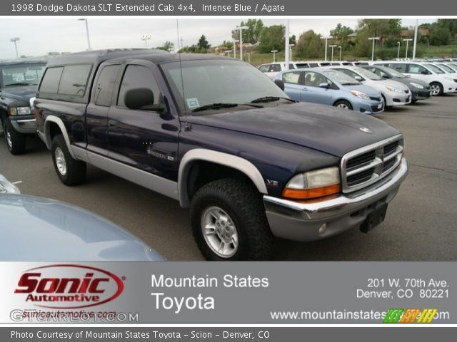 1998 Dodge Dakota SLT Extended Cab 4x4 in Intense Blue