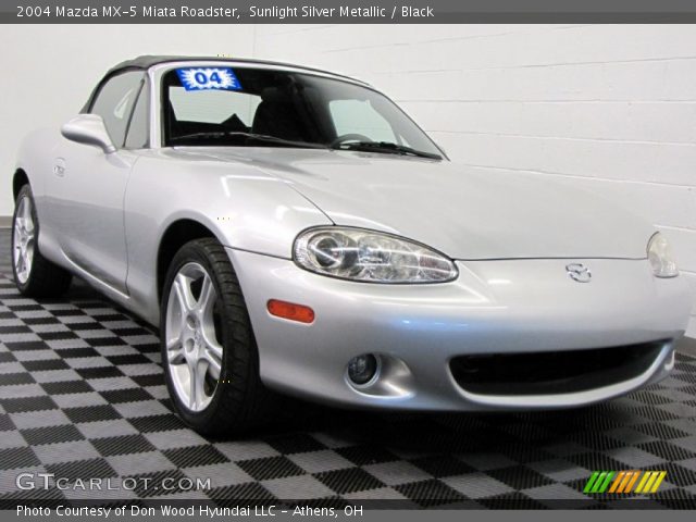 2004 Mazda MX-5 Miata Roadster in Sunlight Silver Metallic