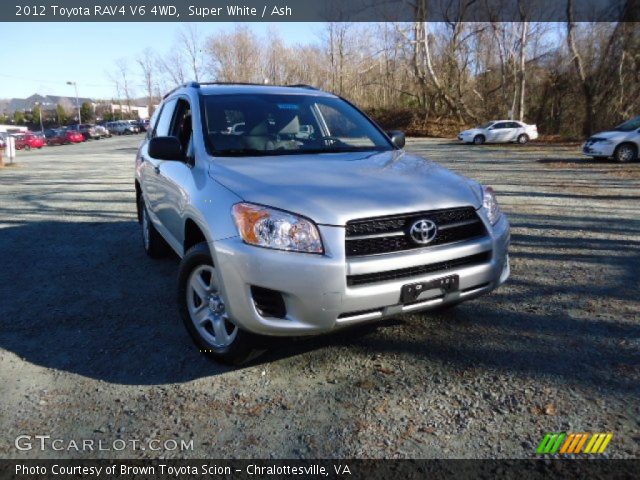 2012 Toyota RAV4 V6 4WD in Super White