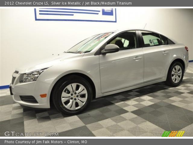 2012 Chevrolet Cruze LS in Silver Ice Metallic