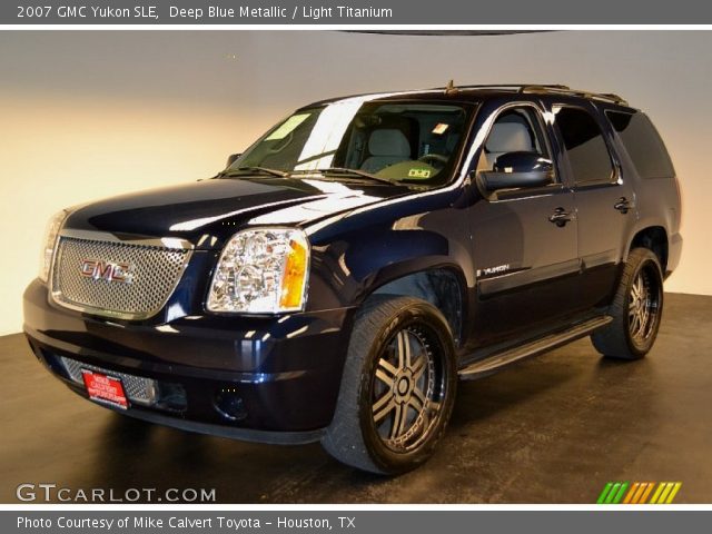 2007 GMC Yukon SLE in Deep Blue Metallic