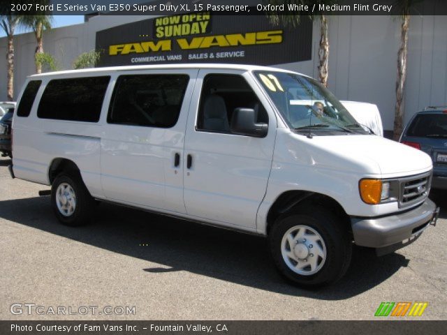 2007 Ford E Series Van E350 Super Duty XL 15 Passenger in Oxford White