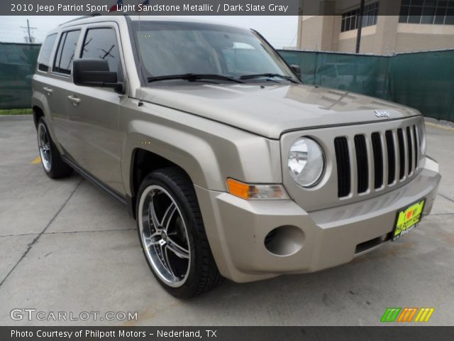 2010 Jeep Patriot Sport in Light Sandstone Metallic