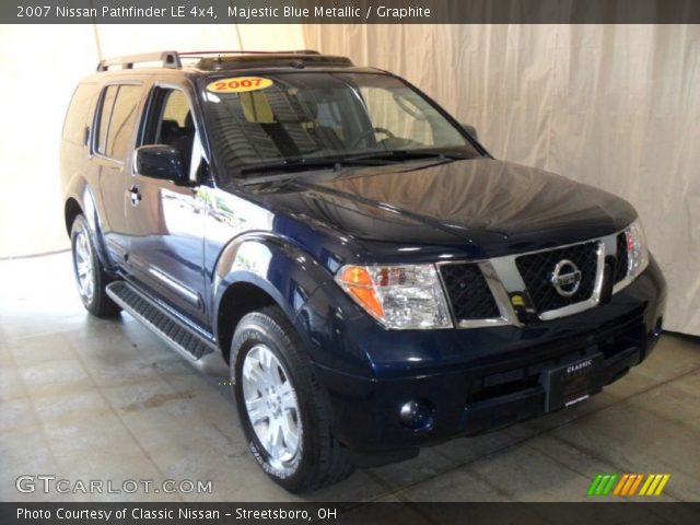 2007 Nissan Pathfinder LE 4x4 in Majestic Blue Metallic