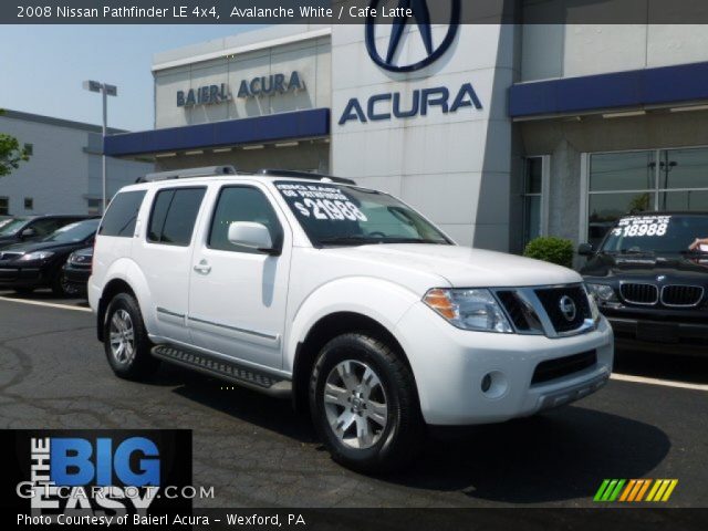 2008 Nissan Pathfinder LE 4x4 in Avalanche White