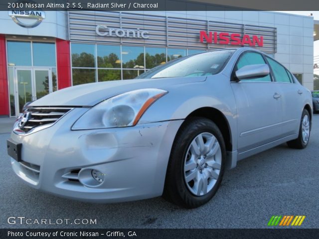 2010 Nissan Altima 2.5 S in Radiant Silver