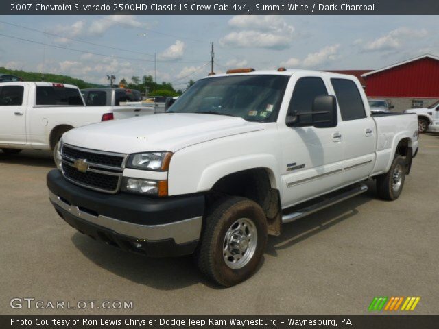2007 Chevrolet Silverado 2500HD Classic LS Crew Cab 4x4 in Summit White
