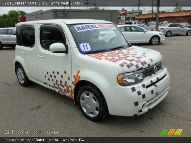 2011 Nissan Cube 1.8 S in White Pearl