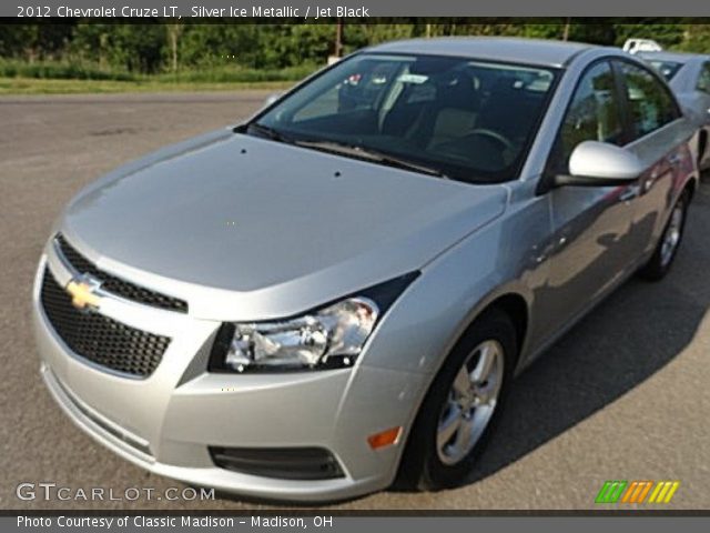 2012 Chevrolet Cruze LT in Silver Ice Metallic