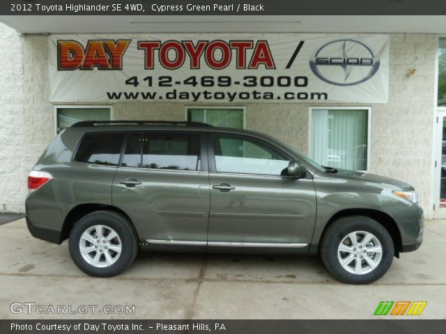 2012 Toyota Highlander SE 4WD in Cypress Green Pearl