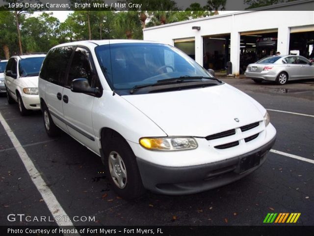1999 Dodge Caravan  in Bright White
