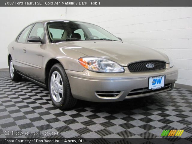 2007 Ford Taurus SE in Gold Ash Metallic
