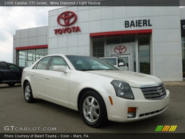 2005 Cadillac CTS Sedan in White Diamond