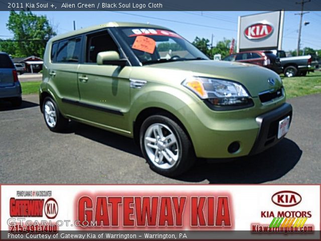 2011 Kia Soul + in Alien Green