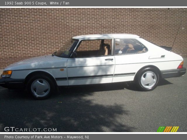 1992 Saab 900 S Coupe in White