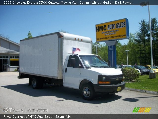 2005 Chevrolet Express 3500 Cutaway Moving Van in Summit White
