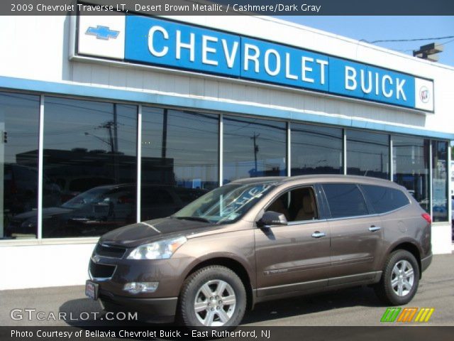 2009 Chevrolet Traverse LT in Desert Brown Metallic