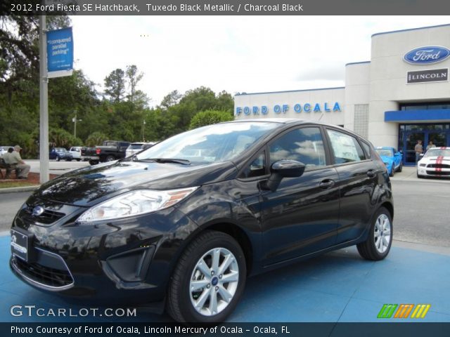 2012 Ford Fiesta SE Hatchback in Tuxedo Black Metallic